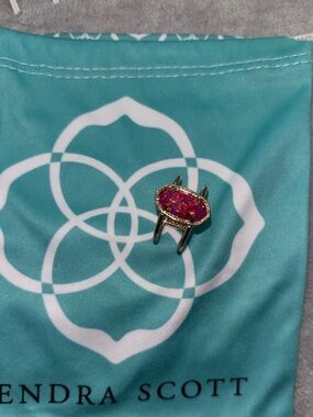 Kendra Scott Elyse Ring with Hot Pink Druzy Size 7.5